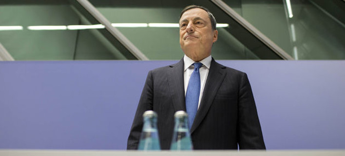 Ντράγκι: Αναγκαία η επανεξέταση της νομισματικής πολιτικής τον Μάρτιο