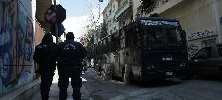 Ρέθυμνο: Προσαγωγές 14 ατόμων για παράνομη οπλοκατοχή, ναρκωτικά και κλοπές