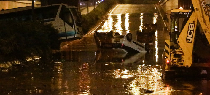 Αυξάνονται οι περιπολίες στη Μάνδρα -Σε συναγερμό η ΕΛΑΣ για πλιάτσικο