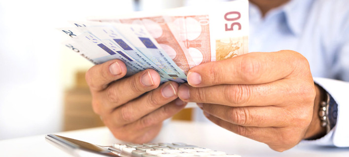 Χειροπέδες σε 73χρονο για χρέη-μαμούθ στο Δημόσιο: Χρωστούσε πάνω από 57 εκατ. ευρώ