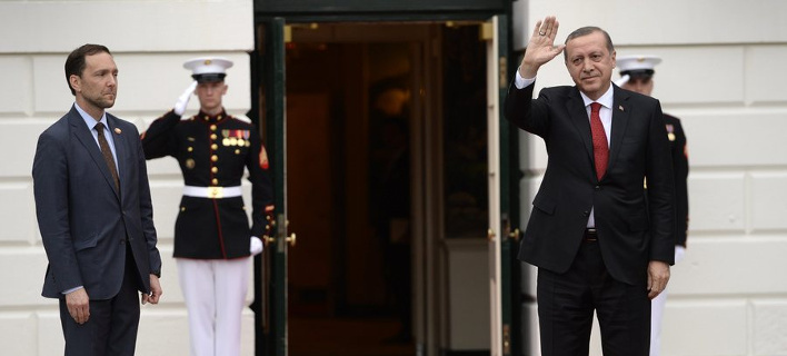 (ΑΠΕ/ EPA/ SHAWN THEW)