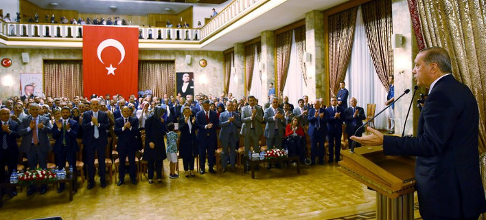 Ερντογάν: Μείνετε στους δρόμους μέχρι νεωτέρας – Στη Δύση με λένε δικτάτορα [εικόνες]