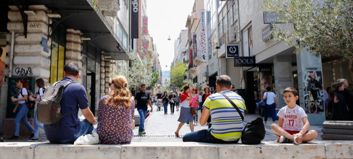 "Γενέθλια" για τα Capital Controls - Αισίως "γιορτάζουμε" τα 2 χρόνια επιβολής τους με πολλά προβλήματα