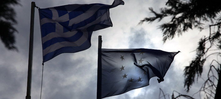 FAZ: Τα λάθη του 2015 γύρισαν την Ελλάδα πίσω