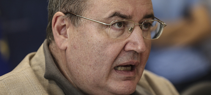 Εκρηξη Φίλη κατά Καμμένου: Αγοράζουμε ανταλλακτικά για F-16 και δεν έχουμε για πυροσβεστικά και ασθενοφόρα
