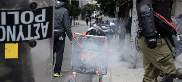 Νέα επίθεση με μολότοφ έξω από το σπίτι του Φλαμπουράρη