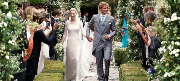 Ο παραμυθένιος πριγκιπικός γάμος του εγγονού της Γκρέις Κέλι με την Ιταλίδα αριστοκράτισσα -Στο ιδιωτικό νησί της νύφης [εικόνες]