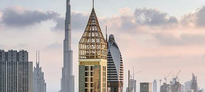 Το ψηλότερο ξενοδοχείο του κόσμου μόλις άνοιξε τις πύλες του –Φυσικά, στο Ντουμπάι [εικόνες & βίντεο]