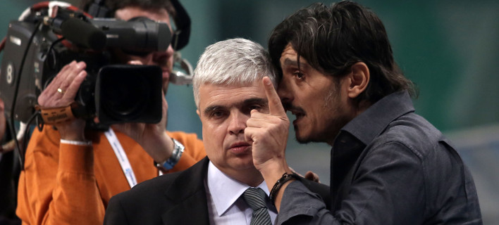 Καταγγελίες-σοκ: «Θα σκοτώσω εσένα και την οικογένειά σου, θα γ... τη μάνα σου, τη γυναίκα σου, τα παιδιά σου μπροστά σου»