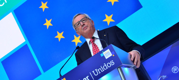 Απίστευτη πρόκληση Γιούνκερ για το Αιγαίο: «Θα τσακωνόμαστε για 10 χιλιόμετρα θαλάσσιου πλάτους;»