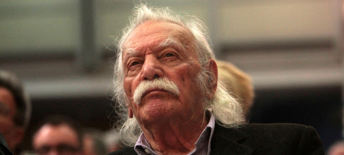 Ο Μανώλης Γλέζος έγινε μέλος της ΕΣΗΕΑ στα 93 του