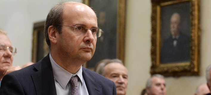 Χατζηδάκης: Οι πολιτικές εξελίξεις μπορεί να γίνουν απρόβλεπτες όσο η οικονομία σέρνεται