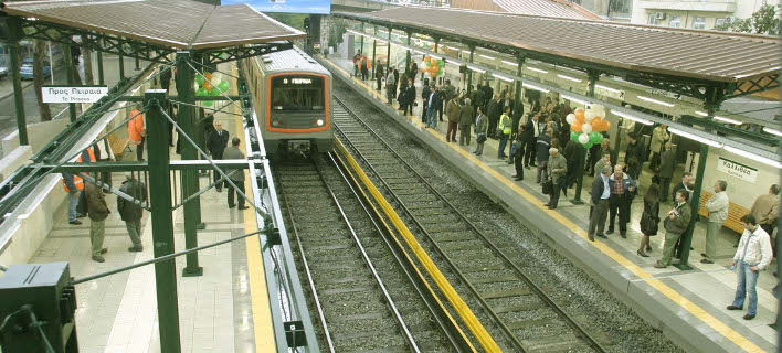 Επιχείρησαν να κάψουν κτίριο του ΗΣΑΠ που εκδίδονται οι ηλεκτρονικές κάρτες