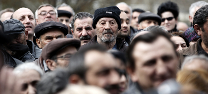 Με γρήγορους ρυθμούς γερνά ο ελληνικός πληθυσμός (Φωτογραφία: SOOC/ ΚΩΝΣΤΑΝΤΙΝΟΣ ΤΣΑΚΑΛΙΔΗΣ)