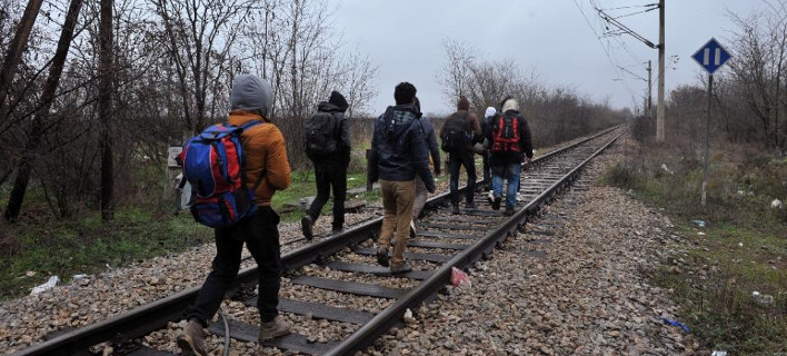 ΠΓΔΜ: Τρένο σκότωσε 14 μετανάστες που προσπαθούσαν να περάσουν τα σύνορα [εικόνες & βίντεο]
