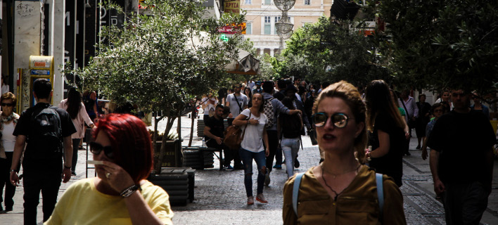 Κομισιόν: Βελτιώθηκε το οικονομικό κλίμα στην Ελλάδα τον Ιούλιο