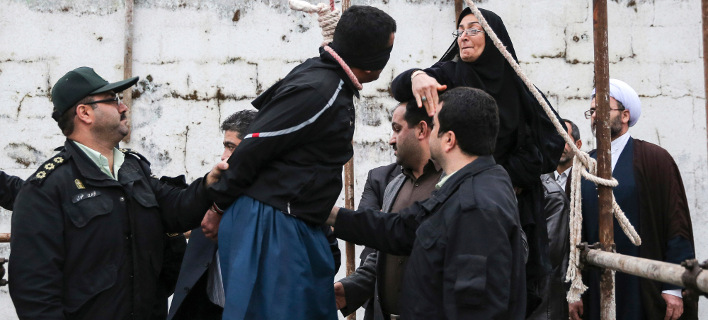 14 εγκλήματα που στο Ιράν τιμωρούνται με θάνατο: Εξωσυζυγικές σχέσεις, ληστείες και... κατάρες [λίστα]