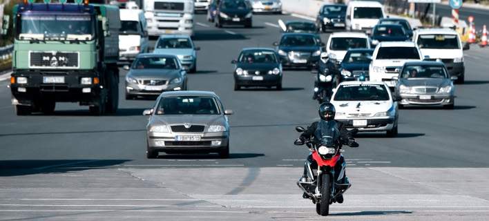 Δόθηκε παράταση μέχρι και τις 5 Ιανουαρίου για την καταβολή των τελών κυκλοφορίας