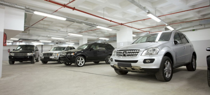 Γιατί εξαφανίζονται τα τζιπ από την Αθήνα