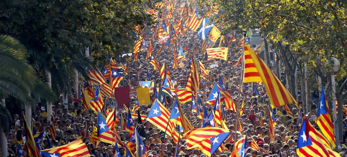 Μεγάλη νίκη των αυτονομιστών στην Καταλονία