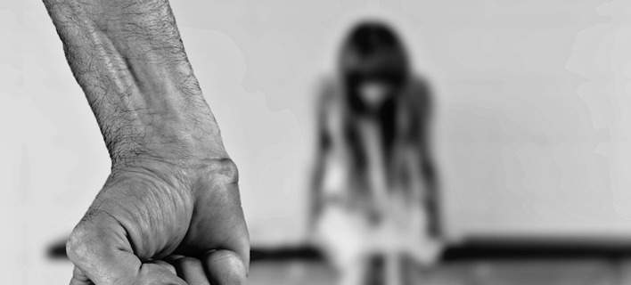 Παιδόφιλος επιχειρηματίας από το Βόλο έκανε διακοπές με 14χρονη στην Κέρκυρα