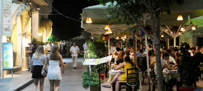 Εκκλήσεις των ξενοδόχων σε Κω και Λέσβο για φόρο διαμονής και ΦΠΑ