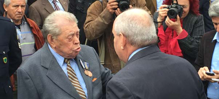 Ανάπηρος πολέμου στον Κουίκ: «Ελα εσύ να ζήσεις με 438 ευρώ»