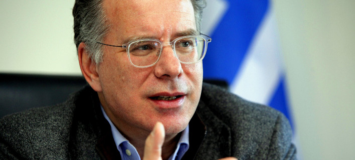Κουμουτσάκος κατά κυβέρνησης: Προκαλούν αδικαιολόγητο διπλωματικό επεισόδιο με την Ισπανία