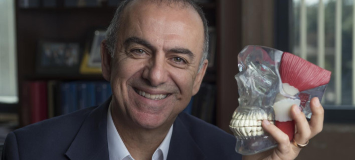 Î£Ï‡ÎµÎ´ÏŒÎ½ 1 ÏƒÏ„Î¿Ï…Ï‚ 4 Ï…Ï€Î¿Ï†Î­ÏÎµÎ¹ Î±Ï€ÏŒ Î´Î¹Î±Ï„Î±ÏÎ±Ï‡Î­Ï‚ Î±Ï…Ï„Î¿Ï Ï„Î¿Ï… ÎµÎ¯Î´Î¿Ï…Ï‚, Ï†Ï‰Ï„Î¿Î³ÏÎ±Ï†Î¯Î±: Steve+Zylius-UCI 