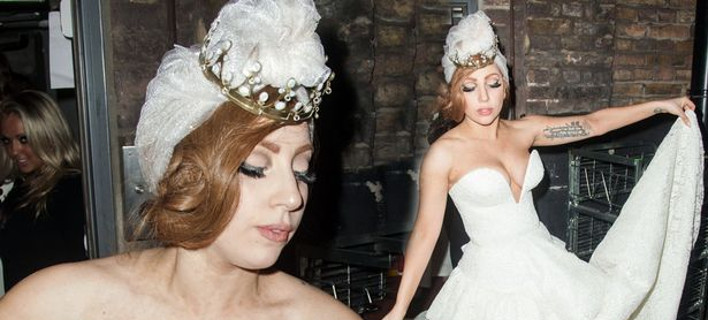 30 φορέματα θα φορέσει η Lady Gaga στον γάμο της