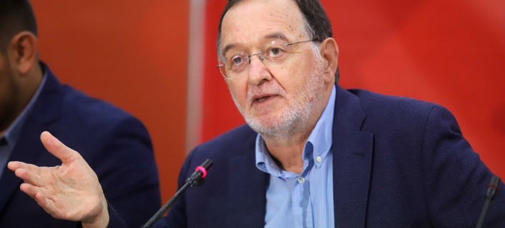 Ο Λαφαζάνης στάζει χολή: Φαρσοκωμωδία η εκλογή αρχηγού στην κεντροαριστερά