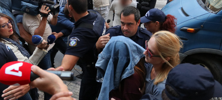 Τι είπε στην κατάθεσή της η 16χρονη κατηγορούμενη για την απαγωγή Λεμπιδάκη -«Εγώ το έμαθα από την τηλεόραση» Πηγή: Τι είπε στην κατάθεσή της η 16χρονη κατηγορούμενη για την απαγωγή Λεμπιδάκη -«Εγώ το έμαθα από την τηλεόραση» | iefimerida.gr