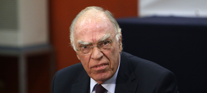 Λεβέντης: Ο Τσίπρας θα στείλει την «καυτή πατάτα» του Σκοπιανού στο Μητσοτάκη Πηγή: Λεβέντης: Ο Τσίπρας θα στείλει την «καυτή πατάτα» του Σκοπιανού στο Μητσοτάκη | iefimerida.gr