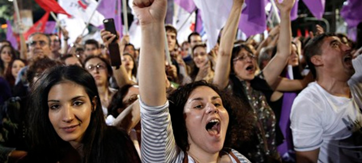 Guardian: Πώς ο ΣΥΡΙΖΑ μπορεί να αλλάξει τα δεδομένα σε όλη την Ευρώπη