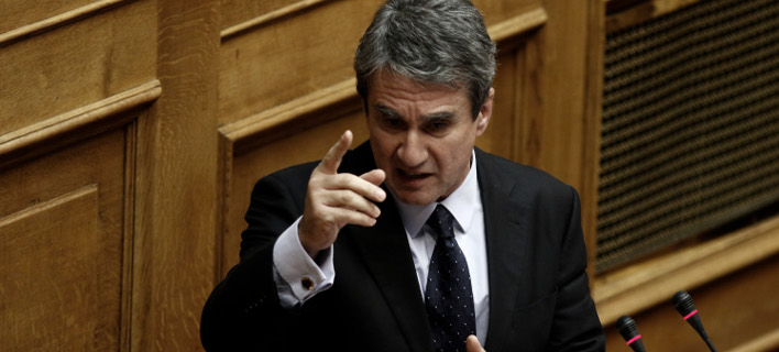 Λοβέρδος: Ειδικό δικαστήριο για την πώληση όπλων στον μεσάζοντα