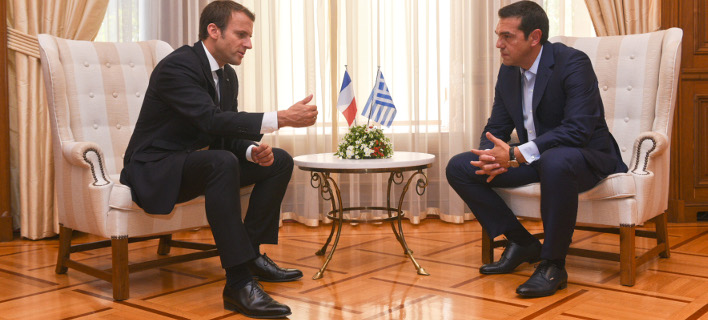 Εμανουέλ Μακρόν σε Αλέξη Τσίπρα: "Οι Ελληνες κατέβαλαν τρομακτικές προσπάθειες" (ΦΩΤΟ-VIDEO) {featured} Εμανουέλ Μακρόν σε Αλέξη Τσίπρα: "Οι Ελληνες κατέβαλαν τρομακτικές προσπάθειες" (ΦΩΤΟ-VIDEO) {featured}