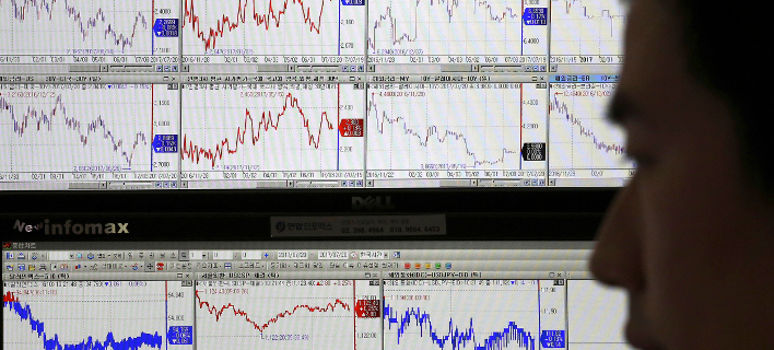 H Welt απορεί: «Πώς συνδυάζεται ένα σχεδιαζόμενο κούρεμα του δημόσιου χρέους με νέα δάνεια από τις αγορές;» 