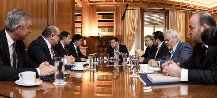 Κυβέρνηση και εργοδοτικοί φορείς παζαρεύουν την αύξηση των ασφαλιστικών εισφορών -Πού συμφωνούν