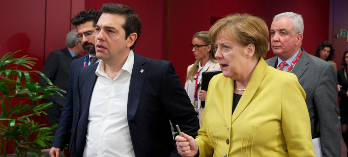 Politico: Γιατί η Ελλάδα είναι «de facto αποικία» της Γερμανίας -Χλευάζουν τον Τσίπρα για τις επαφές για το χρέος