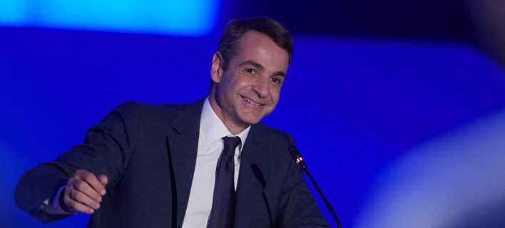 ΝΔ: Φαιδρή η εικόνα Τσίπρα με τη γραβάτα -Μόνο ντροπή και χλεύη για τον αδίστακτο υποκριτή 