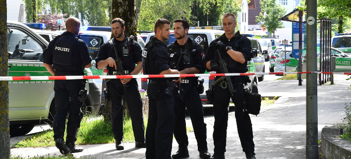 Επίθεση με μαχαίρι στο Μόναχο -Αρκετοί τραυματίες