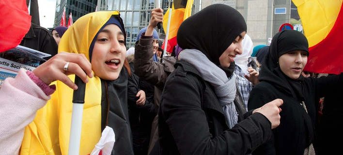 ΥΠΕΣ Βελγίου: Πολλοί μουσουλμάνοι χόρευαν στις πολύνεκρες επιθέσεις 
