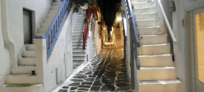 Πώς δρουν οι «σπείρες των ρολογιών» στη Μύκονο -Τα αρπάζουν σαν ταχυδακτυλουργοί