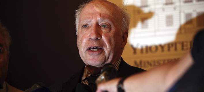 Αύριο στην Αθήνα ο Νίμιτς -«Λύση στο όνομα μετά την ένταξη στην Ε.Ε.»