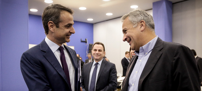 Ντρίπλα από ΝΔ για τον εκλογικό νόμο -Ανοιχτό το ενδεχόμενο να προσέλθει στη συνάντηση με Σκουρλέτη