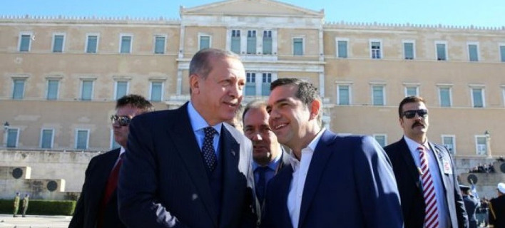 New York Times: Ο Ερντογάν ήθελε μια φωτογραφία σε μια χώρα-μέλος του ΝΑΤΟ και της ΕΕ