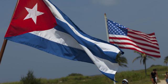 Ανοίγουν οι πρεσβείες ΗΠΑ και Κούβας στις πρωτεύουσες των δύο χωρών