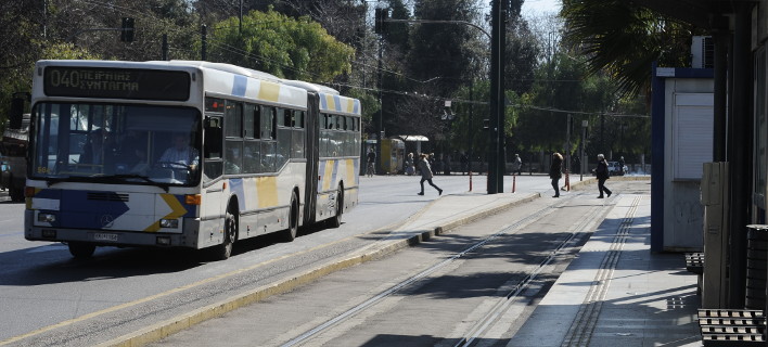 Τα δρομολόγια σε λεωφορεία, τρόλεϊ, τραμ και μετρό την παραμονή του Δεκαπενταύγουστου/ Φωτογραφία: Μπόλαρη Τατιάνα/ Eurokinissi