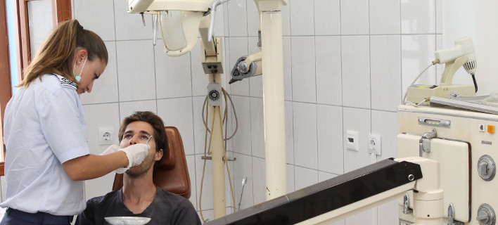 Ο οδοντιατρικός τουρισμός πηγή εσόδων για την Αθήνα
