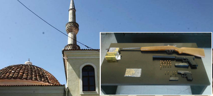 Συναγερμός στην Ξάνθη: Βρέθηκαν όπλα και σφαίρες σε τζαμί